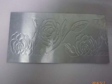 Placas de nome lustradas altas do metal/folha chapeada lata com a listra cinzelada dos diamantes